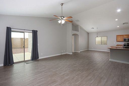 3rd image of 1757 E Chaparral Dr