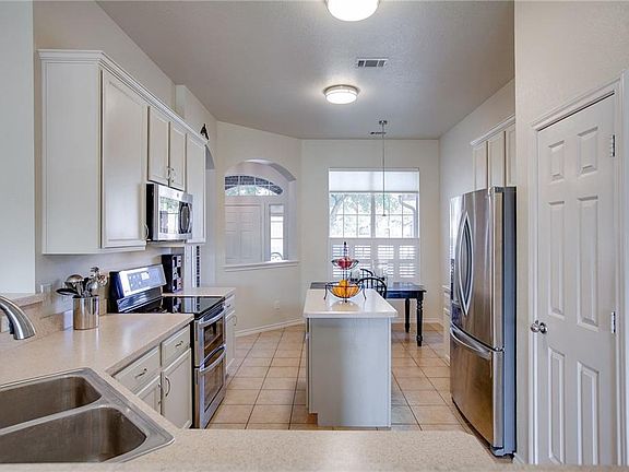 5th image of 5309 Parkplace Dr