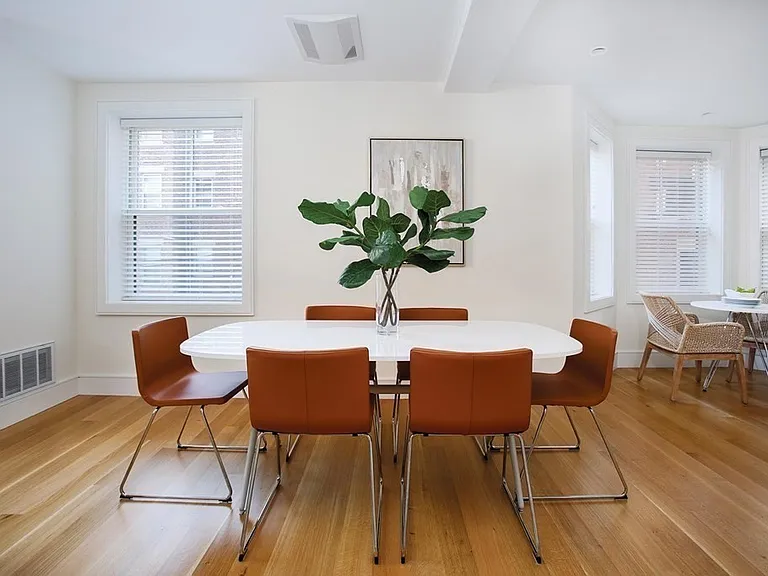 373 Harvard St #2 — Photo 3