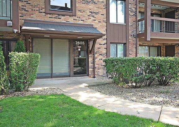 2nd image of 7505 175th St APT 113