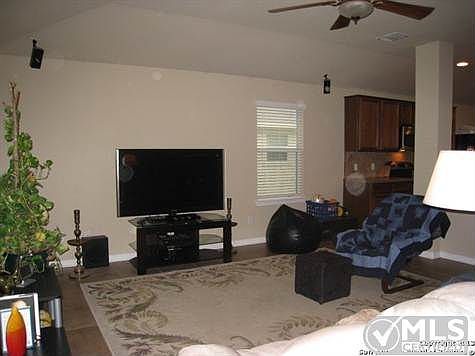 4th image of 156 Harness Ln