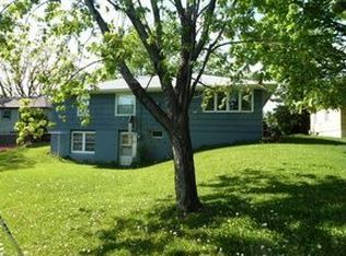 6917 Cedar Lake Rd, Saint Louis Park, MN 55426