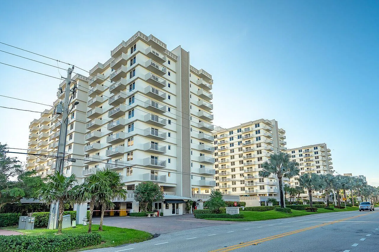 2 bed, 2.0 bath, 1050 sqft, $7,000 — Photo 4