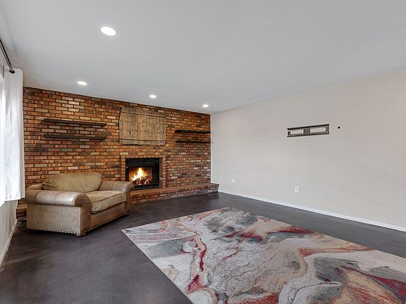 5th image of 4524 E Walatowa St