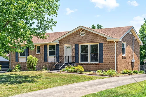 208 Aster Dr Photo 1