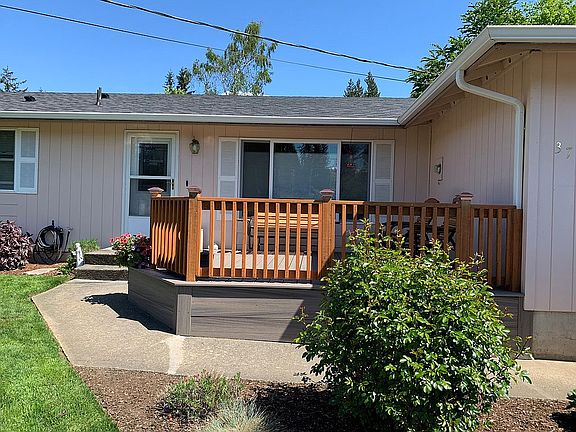 4th image of 3709 98th Dr SE