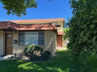 3406 Woodside Dr APT 27, Carson City, NV