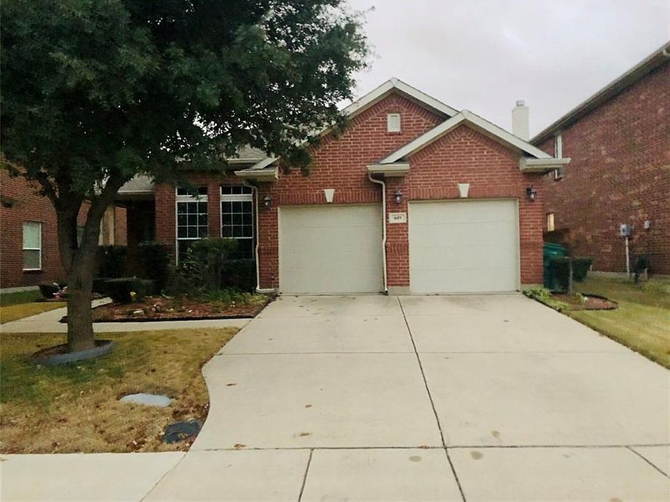1st image of 649 Lake City Dr
