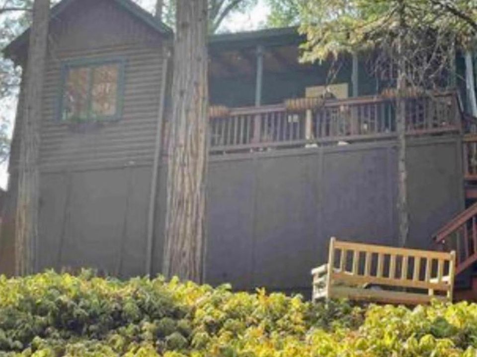 1st image of 22948 Black Oak Dr