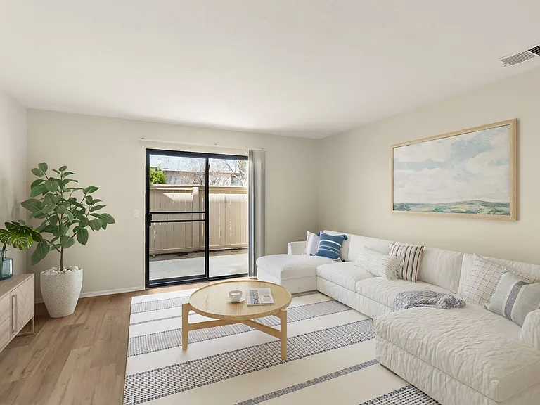 Parkview Palms Apartments- Riverside, CA — Photo 19