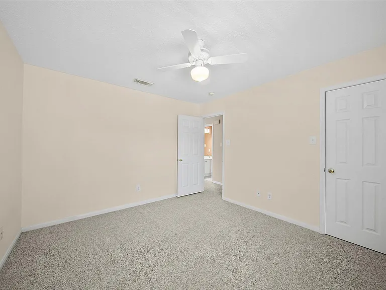22430 Water Edge Ln — Photo 21
