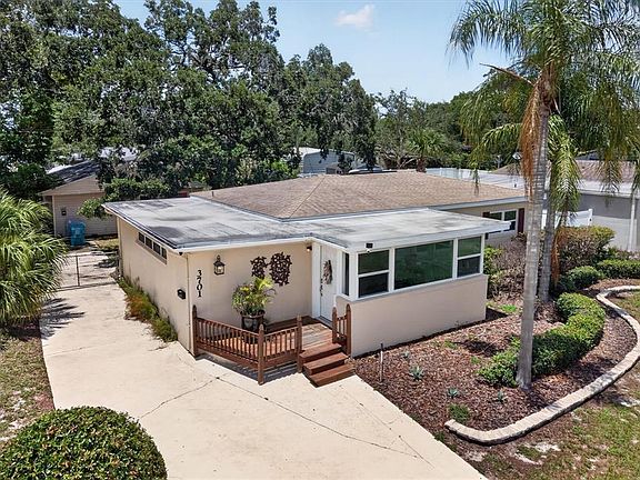 3rd image of 3701 Virginia Dr