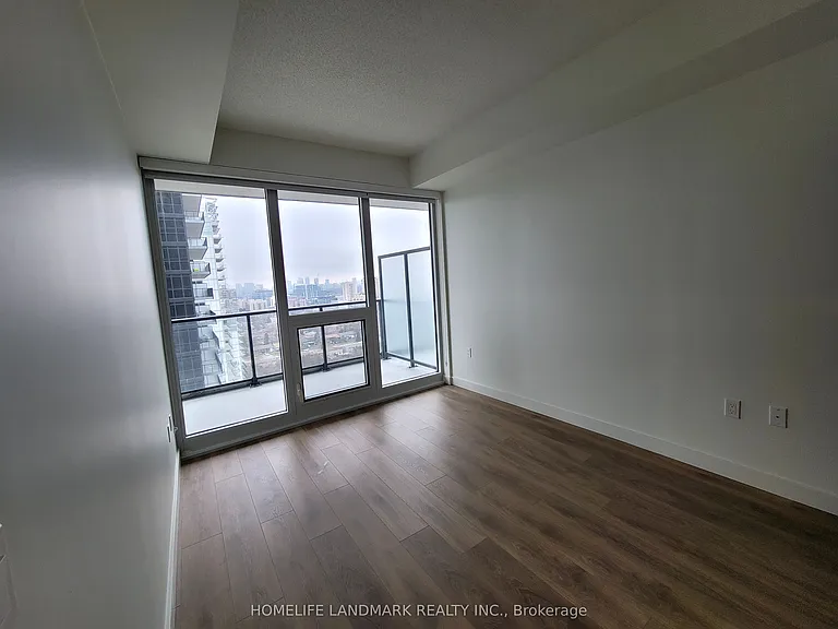 95 McMahon Dr #2905 — Photo 11