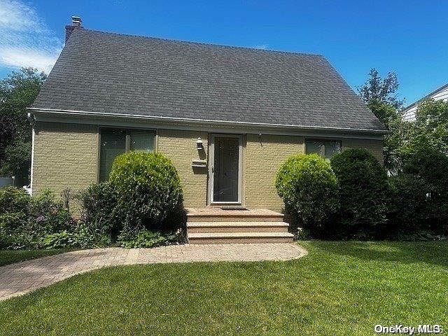 1st image of 76 Cornwell Avenue