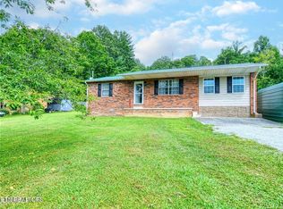 166 Old Gobey Rd, Wartburg, TN 37887