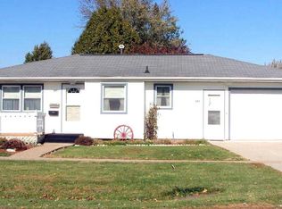 507 NW 4th St, Aledo, IL 61231