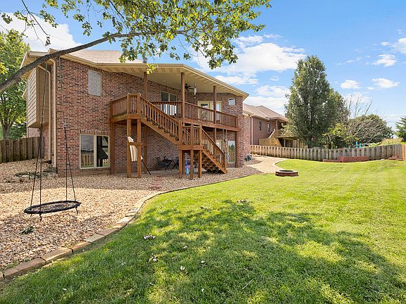 4th image of 6021 S Black Oak Drive