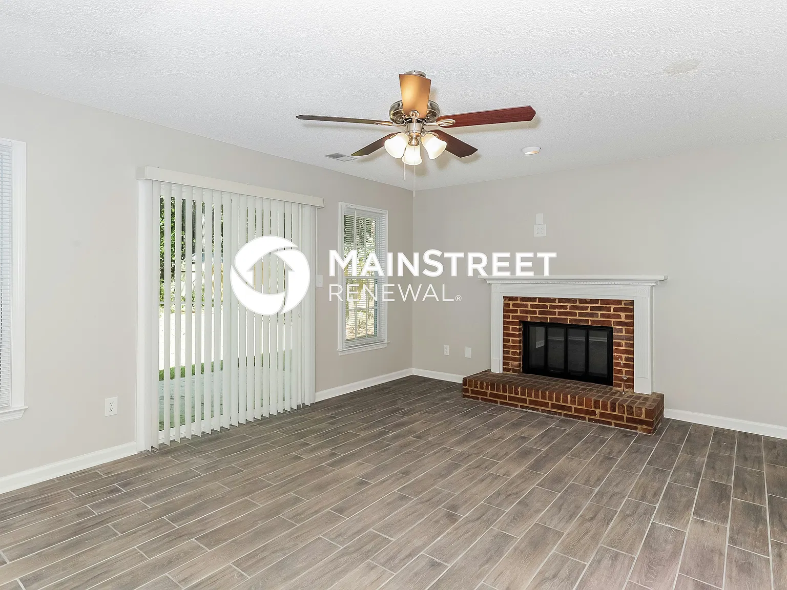 1384 Grindenwald Dr — Photo 2