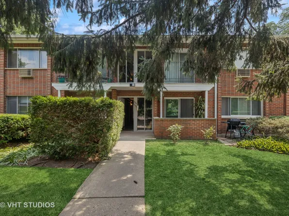 1154 Osterman Ave APT A, Deerfield, IL 60015