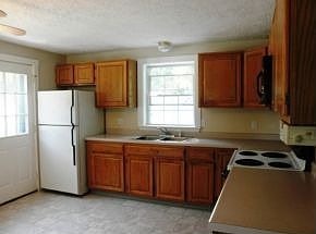 2nd image of 1 Howe St