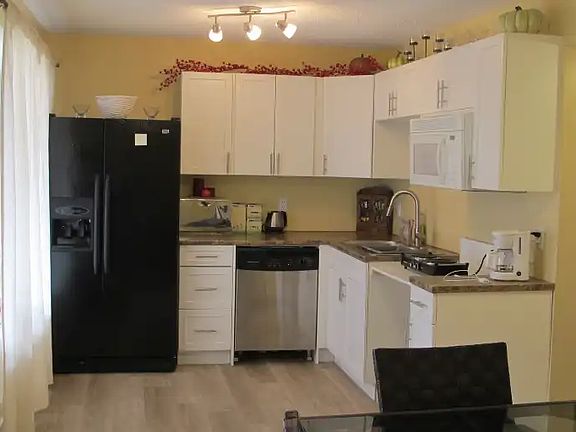 5th image of 103 Rocky Ridge Dr NW #1A