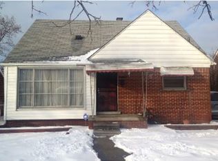 26376 W Hills Dr, Inkster, MI 48141
