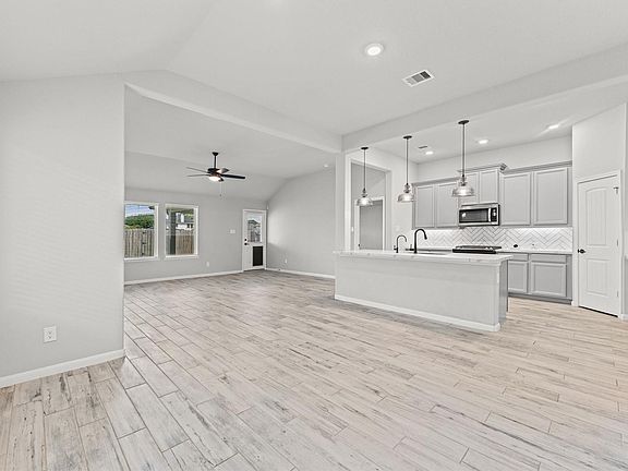 3rd image of 3026 Daw Boardwalk Dr