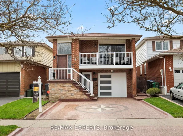 4 Martindale Cres, Brampton, ON L6X 2T9