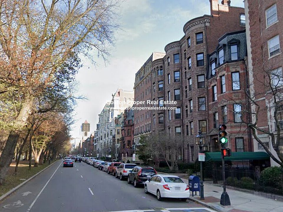 1st image of 186 Commonwealth Ave