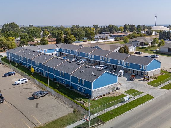 Exterior of Avalon at Mandan Townhomes, taken during construction.