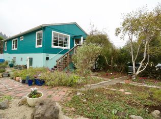 390 Pacific Ave, Pacifica, CA 94044