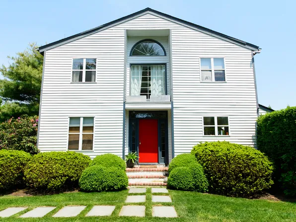 237 Snake Hollow Rd, Bridgehampton, NY 11932