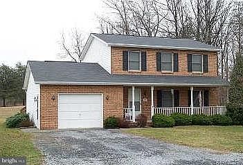 1st image of 107 Ashley Dr