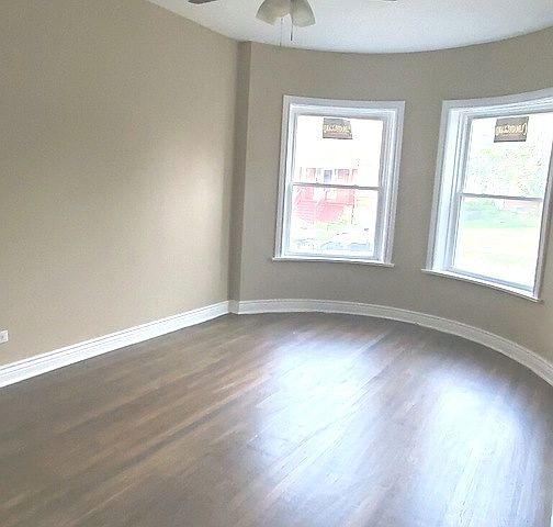 1st image of 7033 S Vernon Ave #1S