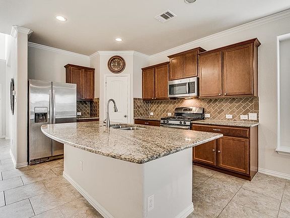 4th image of 2714 Auburn Chestnut Ln