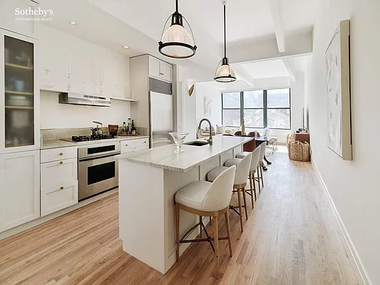 Rented by Sotheby's International Realty | media 17