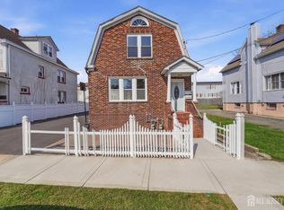 25 Florida Grove Rd, Keasbey, NJ 08832