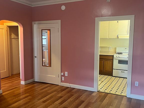 2nd image of 44 N San Mateo Dr APT 10