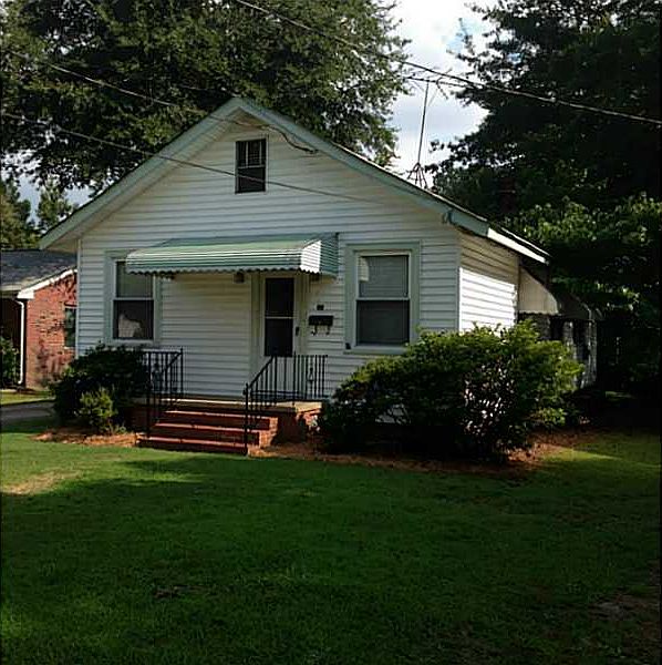 1st image of 204 Maxwell Ave