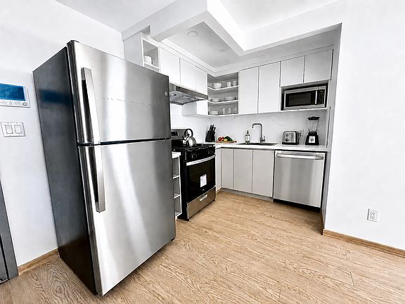 5th image of 6020 3rd Ave #4K