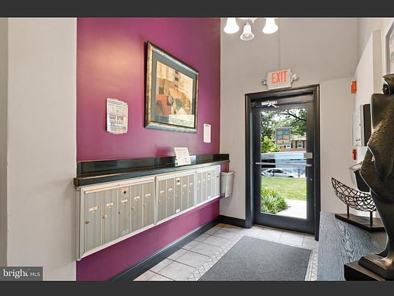 FRONT ENTRANCE CORRIDOR