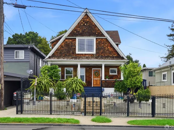 3256 Prentiss St, Oakland, CA 94601