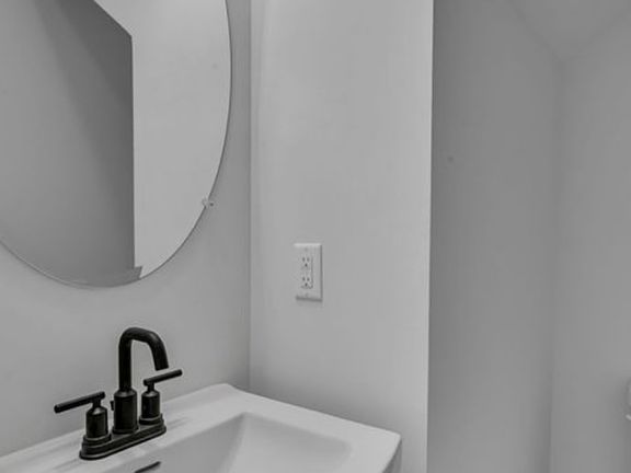 5th image of 141 Dameron Dr