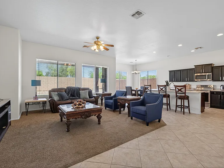 17846 W Buckhorn Dr — Photo 12