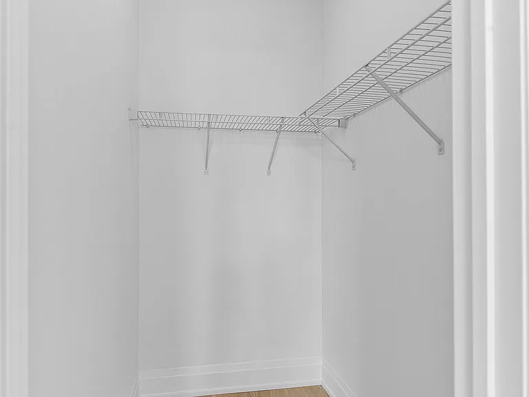 27 Korda Gate #Penthouse 101 — Photo 21