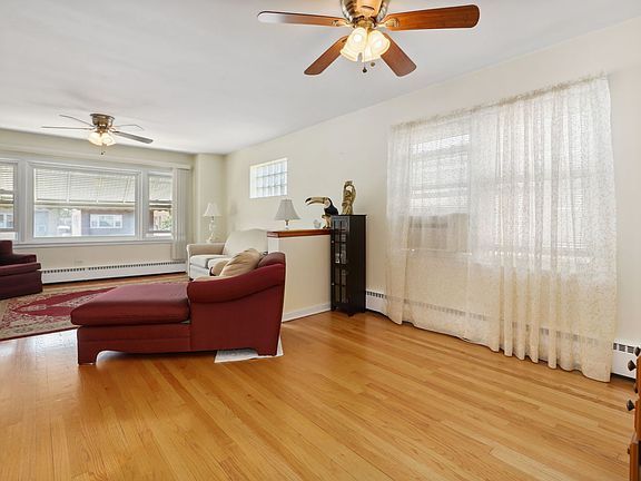 3rd image of 7904 W Belmont Ave