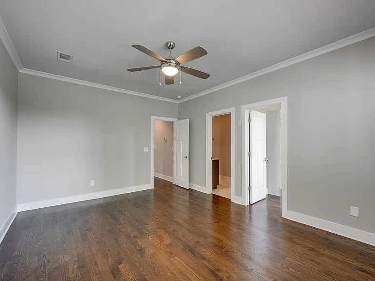 700A Eastland Ct — Photo 20