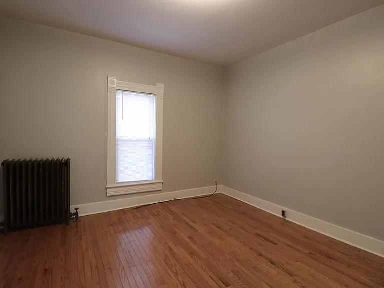 1111 W North St — Photo 13