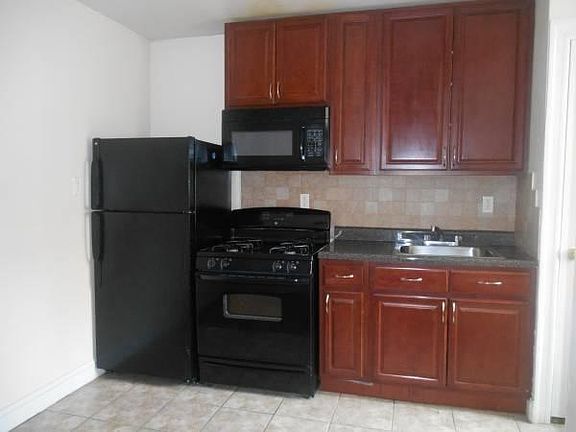2nd image of 6310 Broadway APT 14