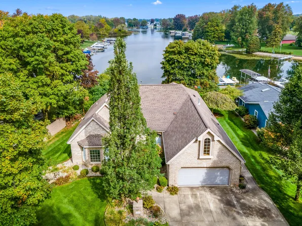 724 Tomahawk Trl, Coldwater, MI 49036